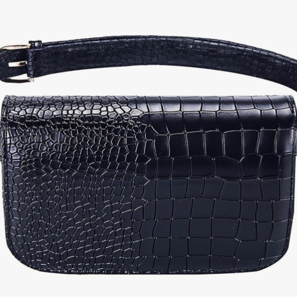 Badiya Belt Bag Embossed Vegan Fanny Pack Faux Leather NWOT EUC - Picture 4 of 14